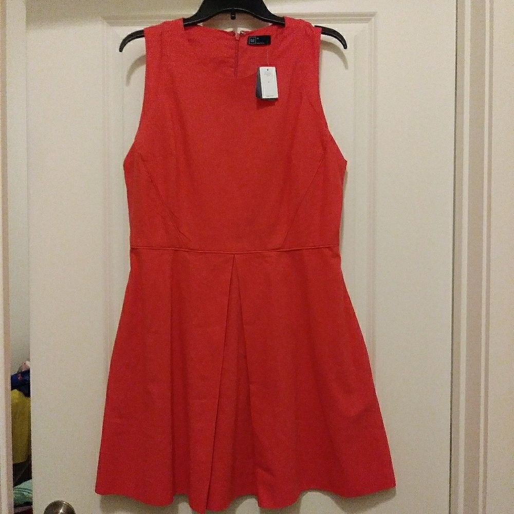 New Gap Linen Dress